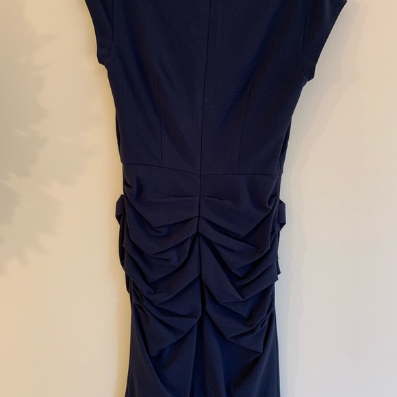 BCBG Max Azria dress size 2. In good condition - Picture 2 of 2